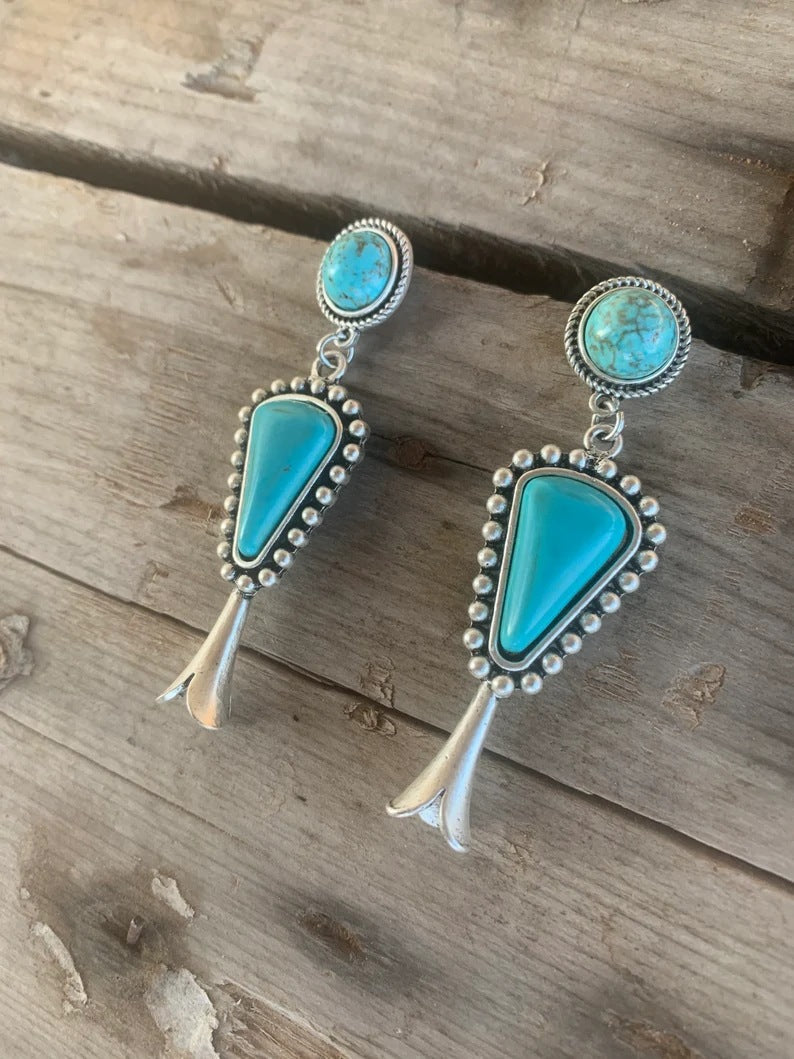 Vintage Handmade Earring