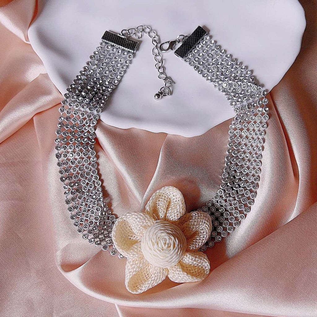 Classic Necklace with Timeless Appeal