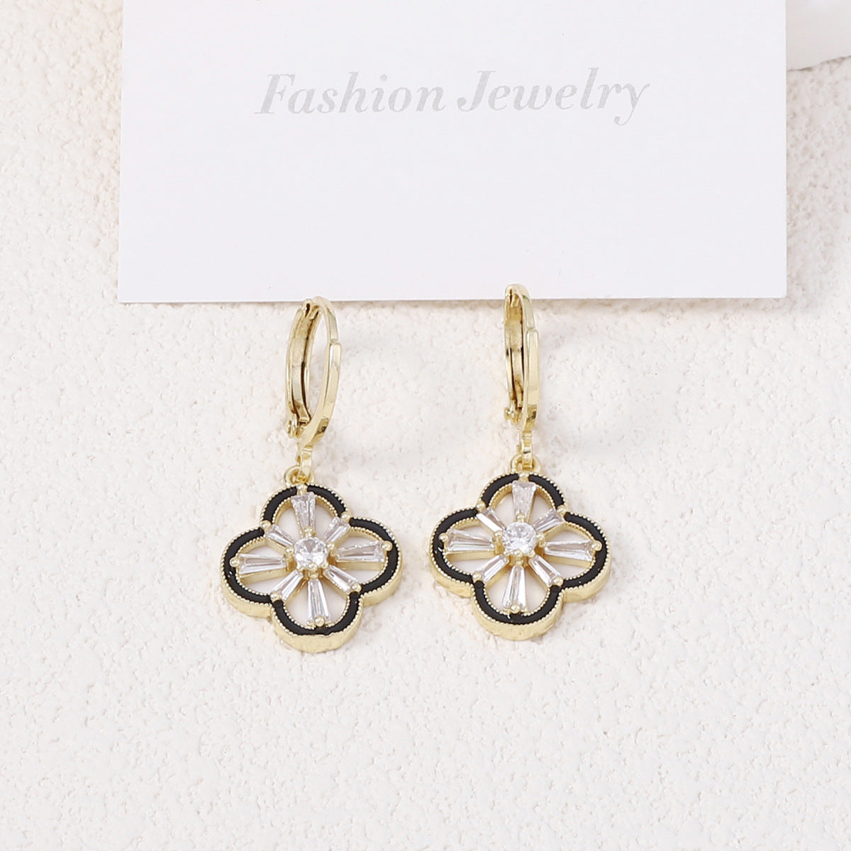 Elegant Earring for Every Occasion
