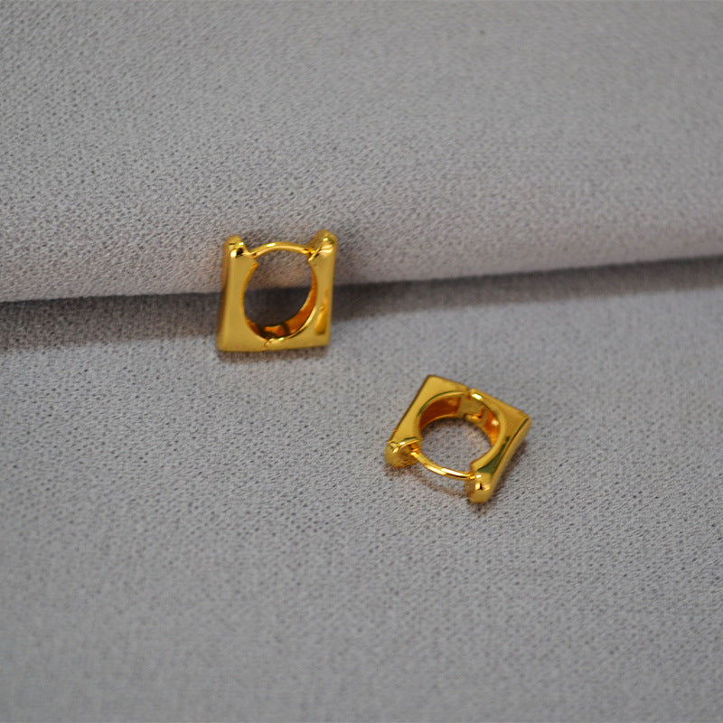 Vintage Handmade Gold Earring