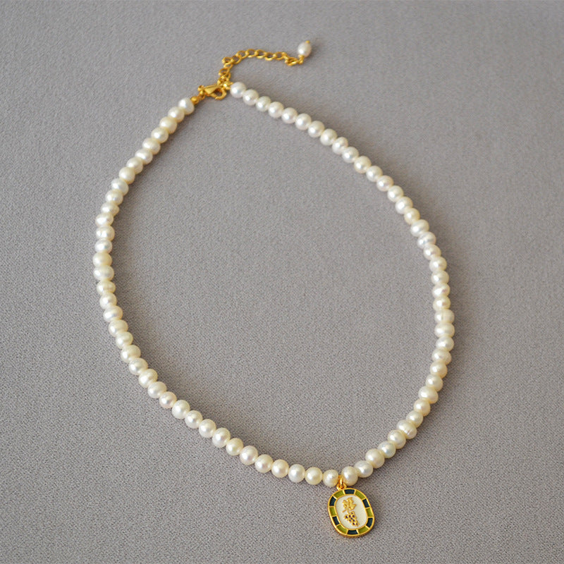 Vintage Handmade Pearl Necklace