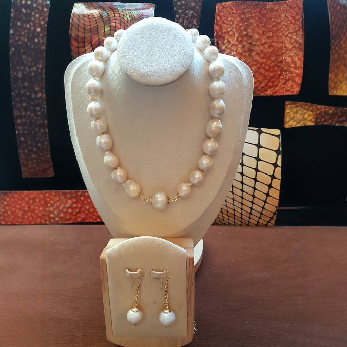Charming Pearl Necklace for Any Occasion