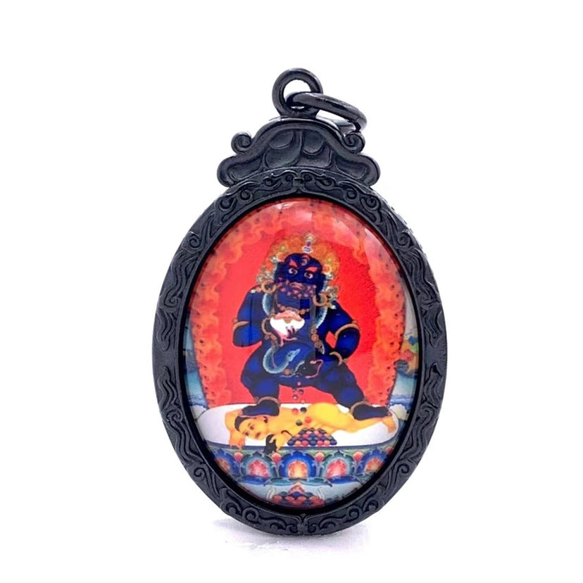Classic Pendant with Timeless Appeal