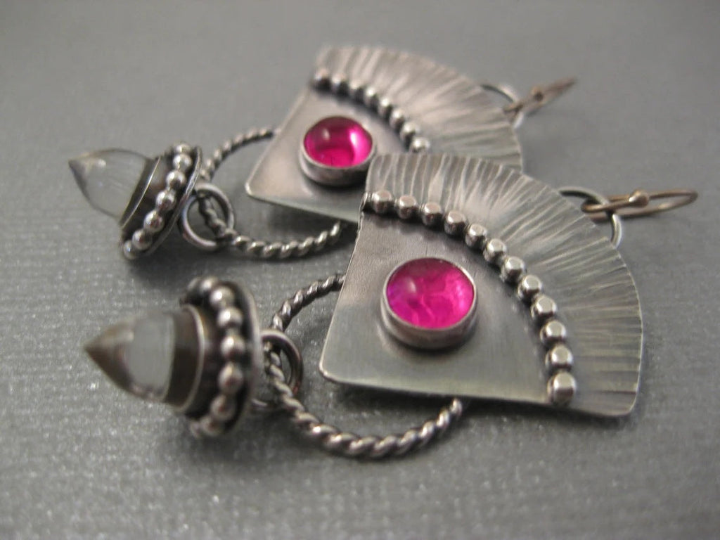Charming Earring for Any Occasion