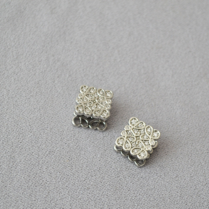 Stunning Gold Earring for Daily Wear