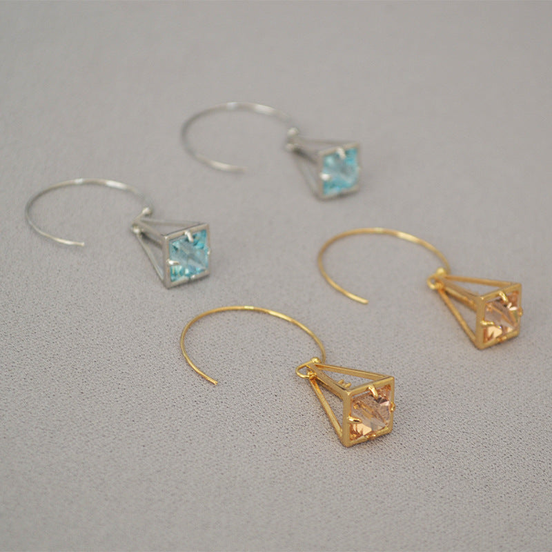 Stunning Gold Earring for Daily Wear