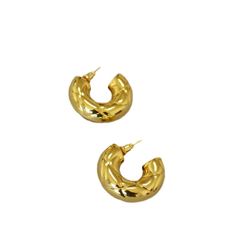 Delicate Artisan Gold Earring