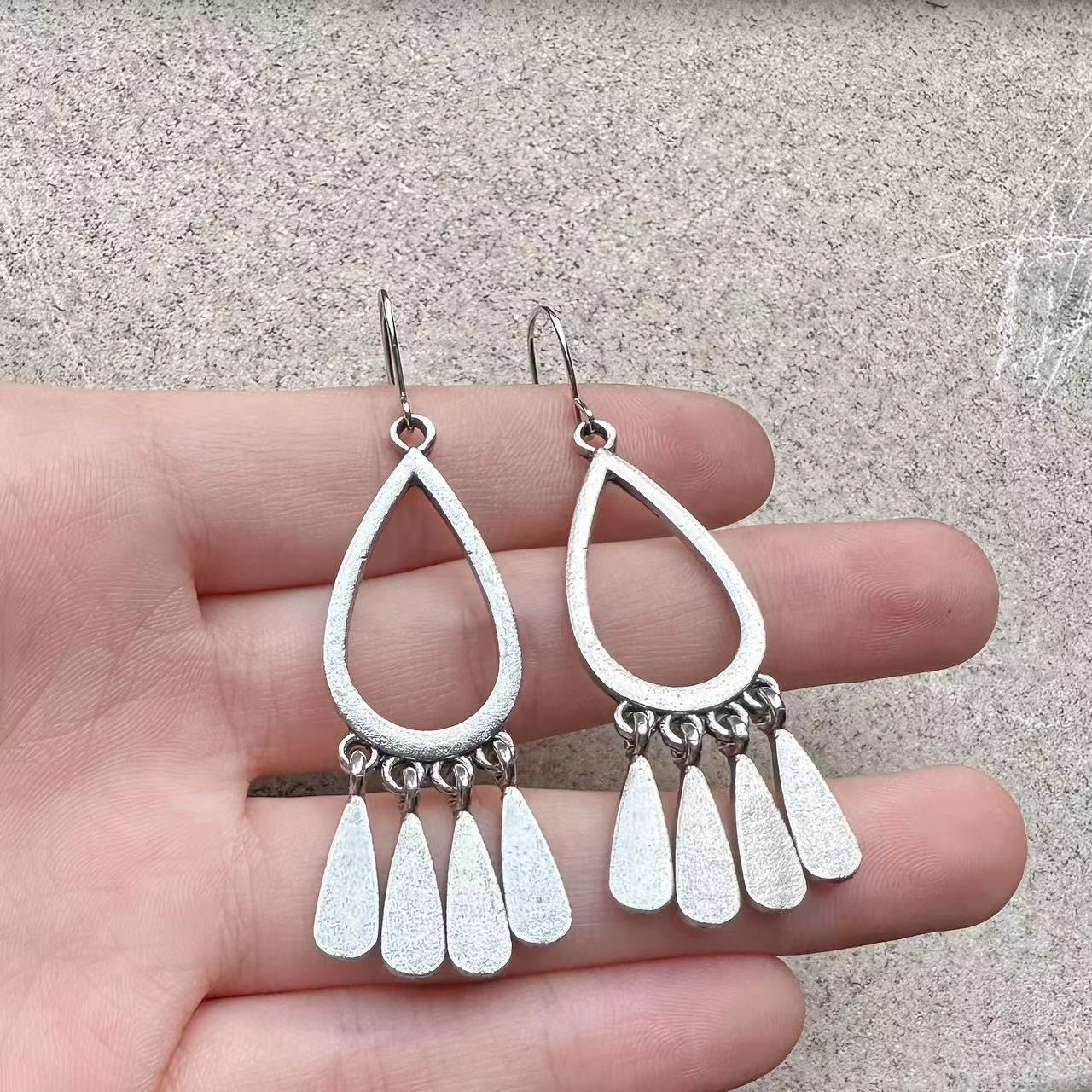 Vintage Handmade Earring