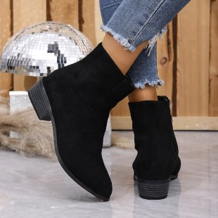 Graceful Orthopedic Boots for Modern Look
