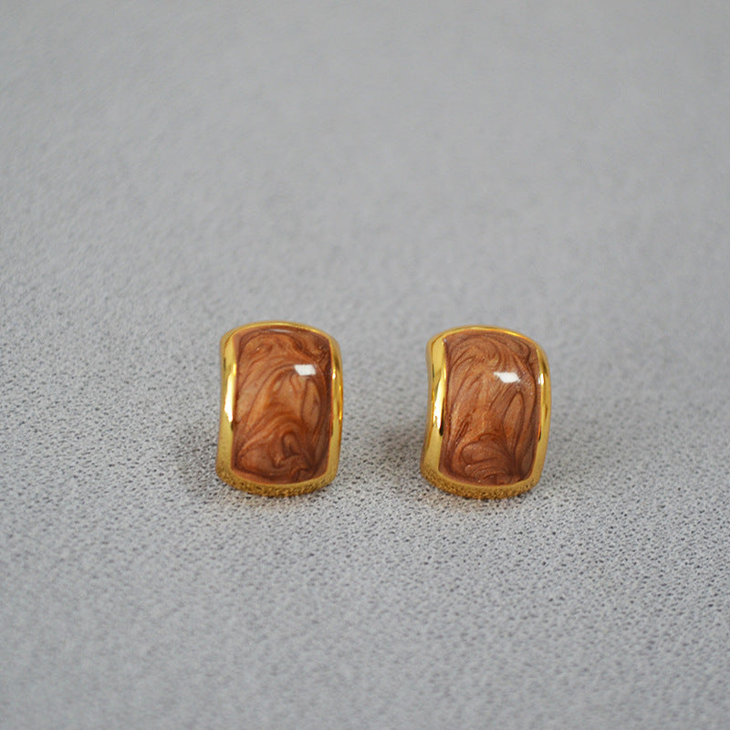Delicate Artisan Gold Earring