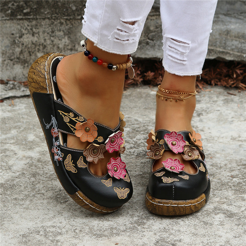 Graceful Orthopedic Sandals for Modern Look