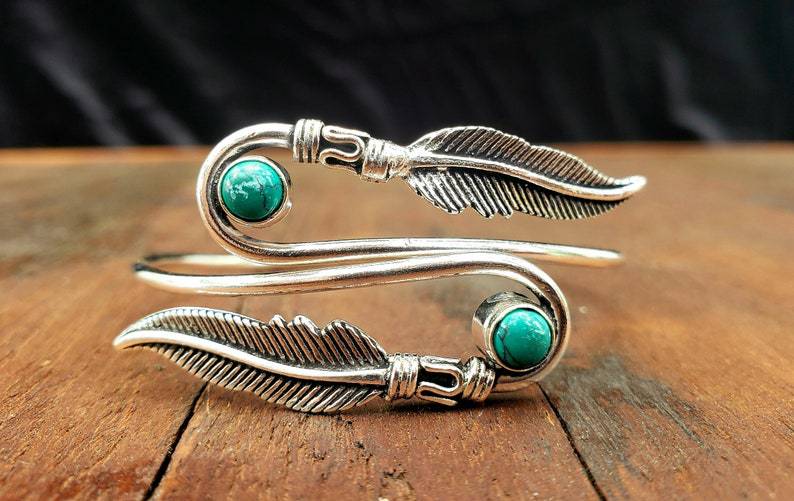 Classic Bracelet with Timeless Appeal