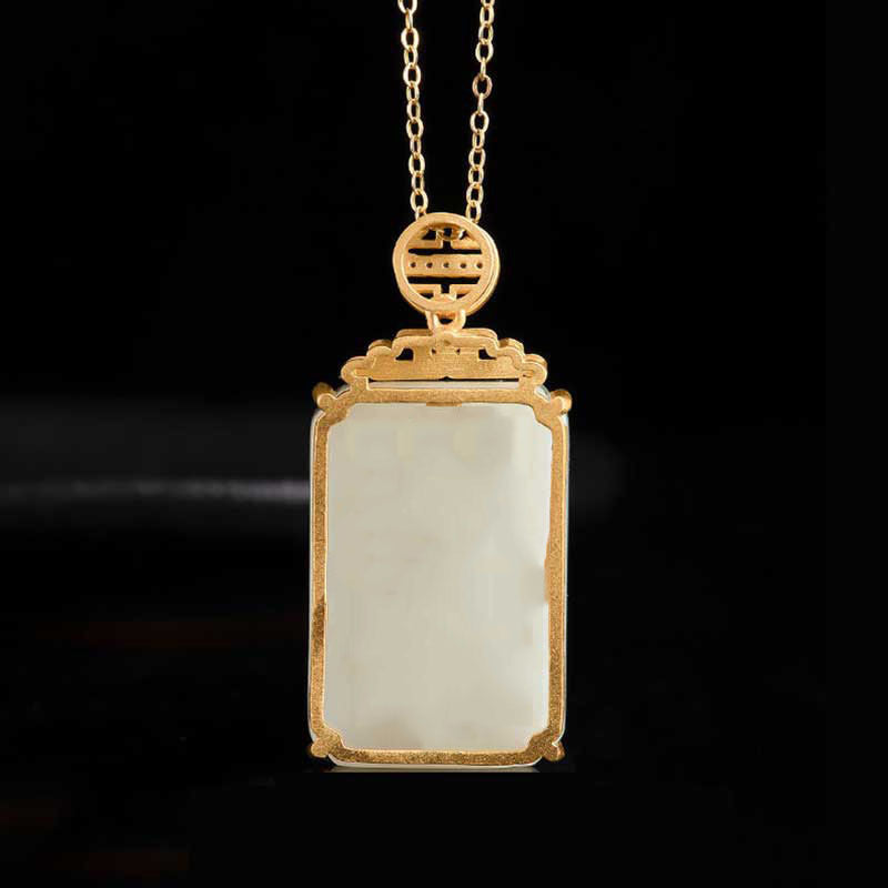 Beautiful Silver Necklace with Unique Style
