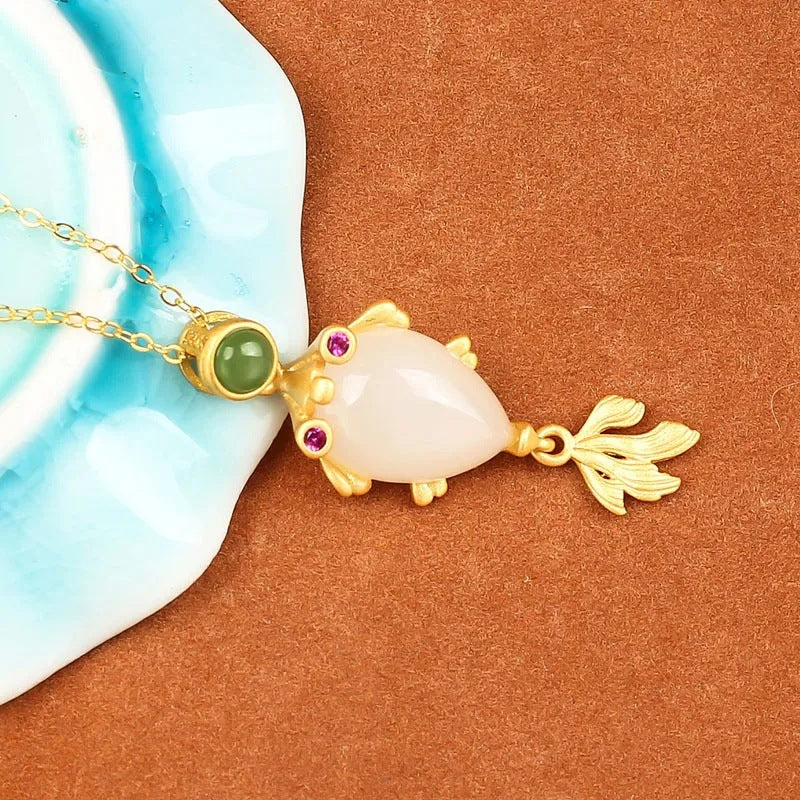 Elegant Gold Necklace for Every Occasion