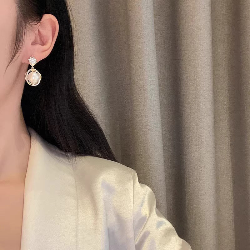 Stunning Pearl Earring for Daily Wear