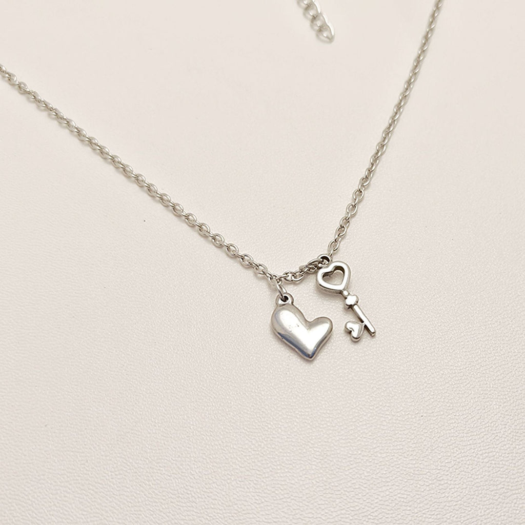 Romantic Necklace for Special Moments
