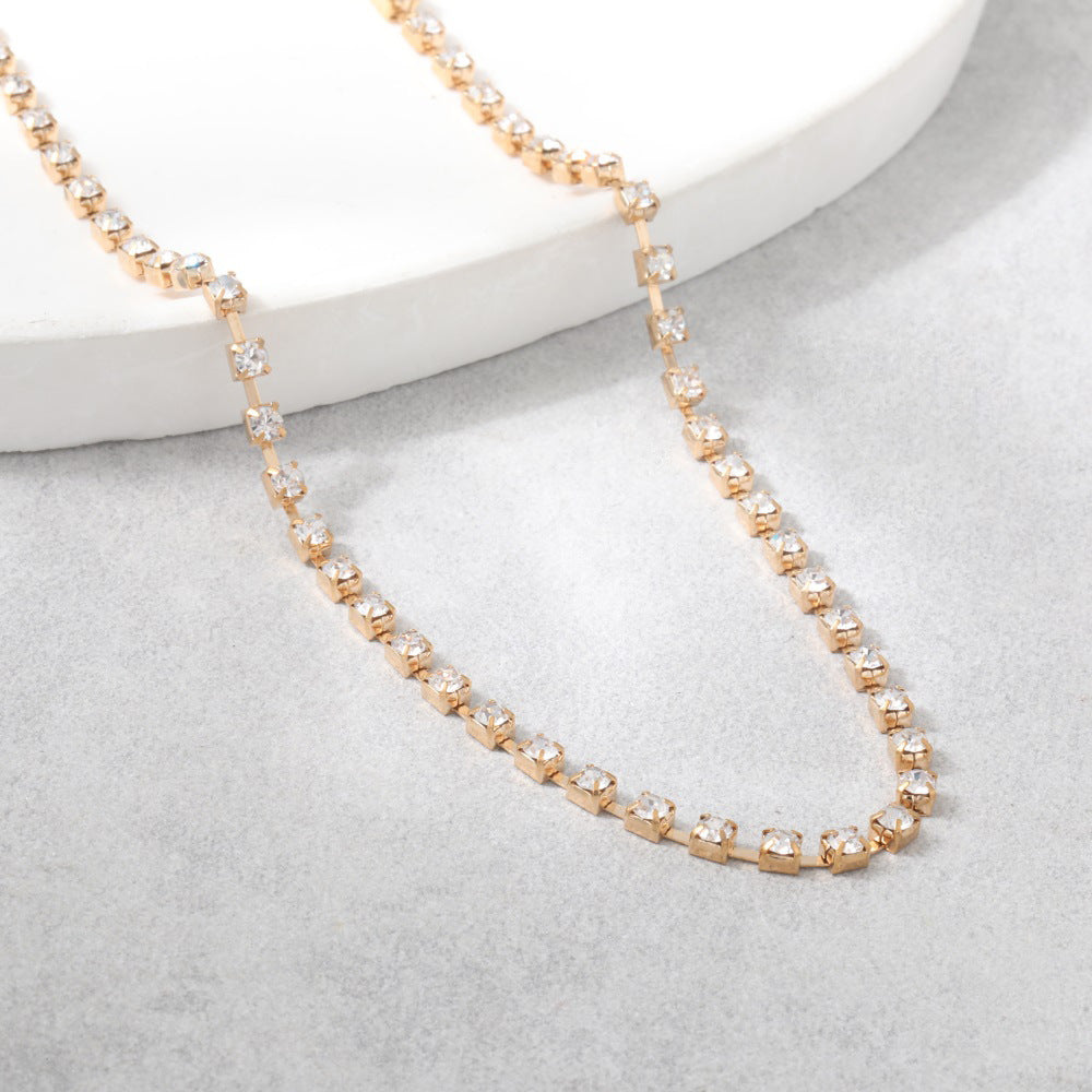 Classic Gold Necklace with Timeless Appeal