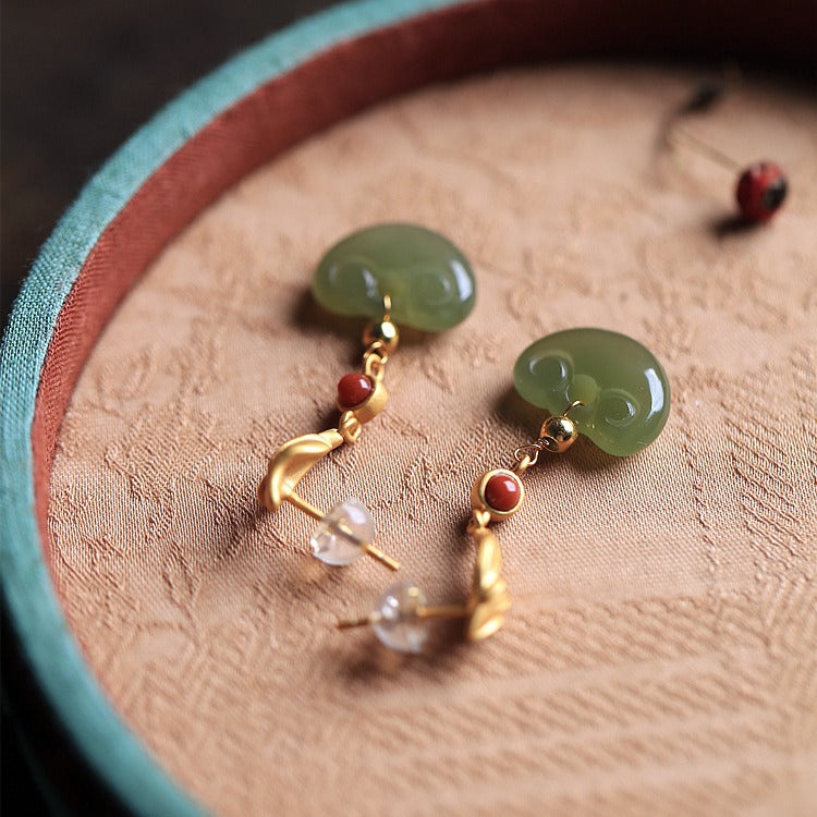 Stunning Gold Earring for Daily Wear