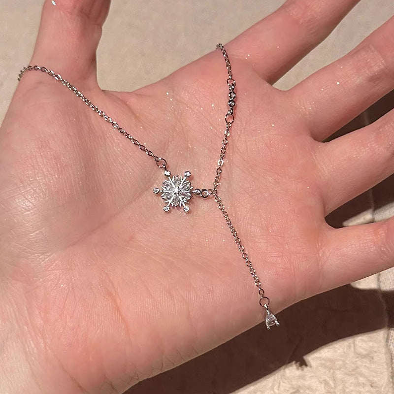 Stunning Necklace for Daily Wear