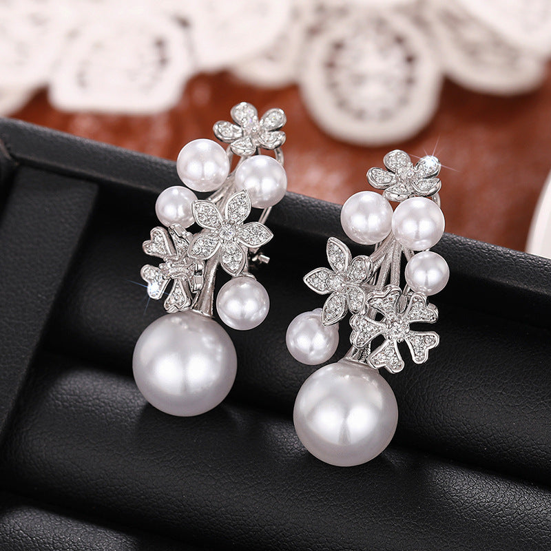 Romantic Pearl Earring for Special Moments