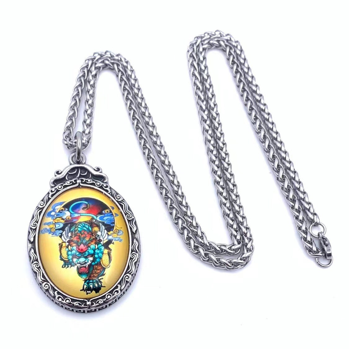 Charming Pendant for Any Occasion