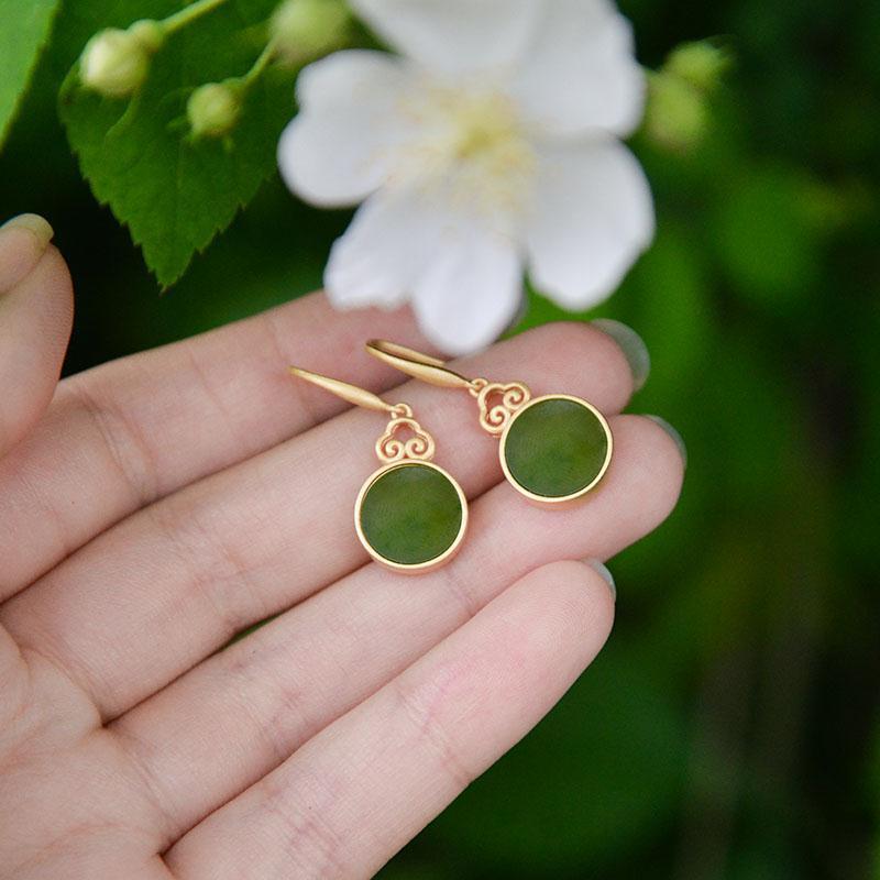 Stunning Gold Earring for Daily Wear