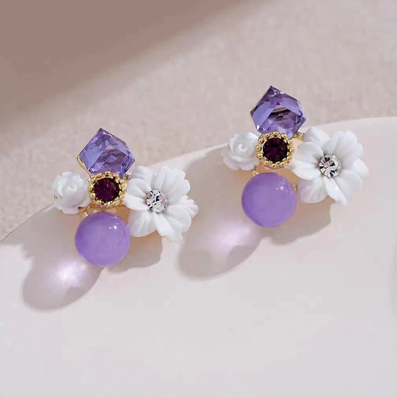 Classic Earring with Timeless Appeal
