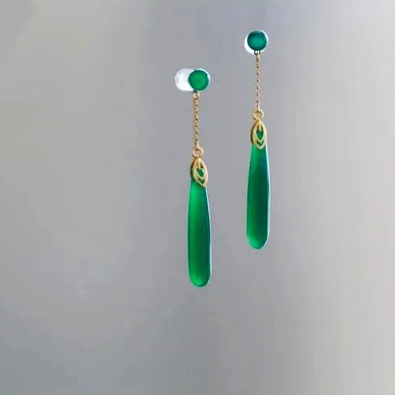 Elegant Silver Earring for Every Occasion