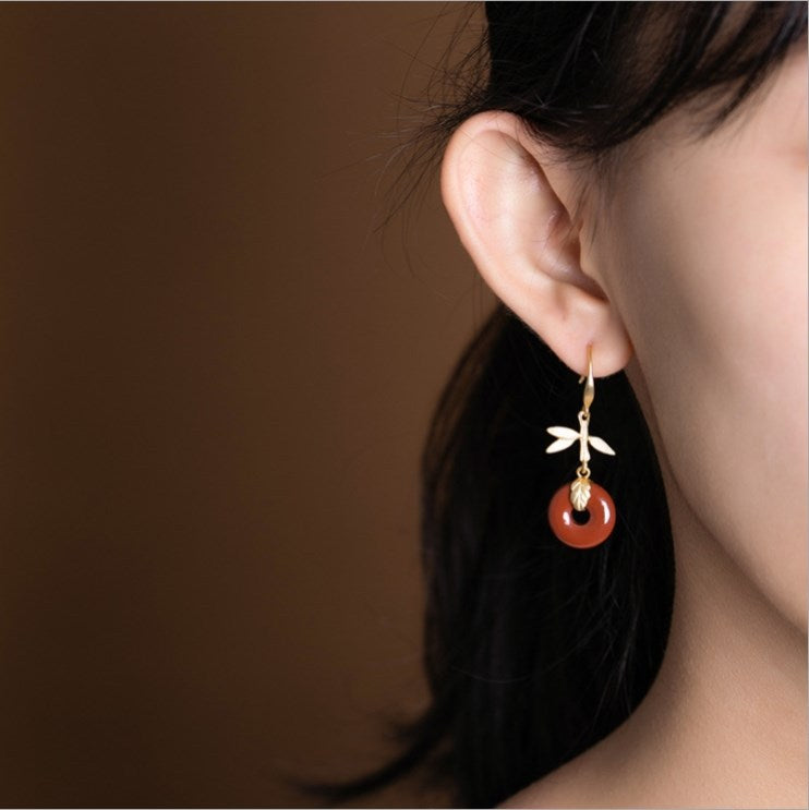Elegant Gold Earring for Every Occasion