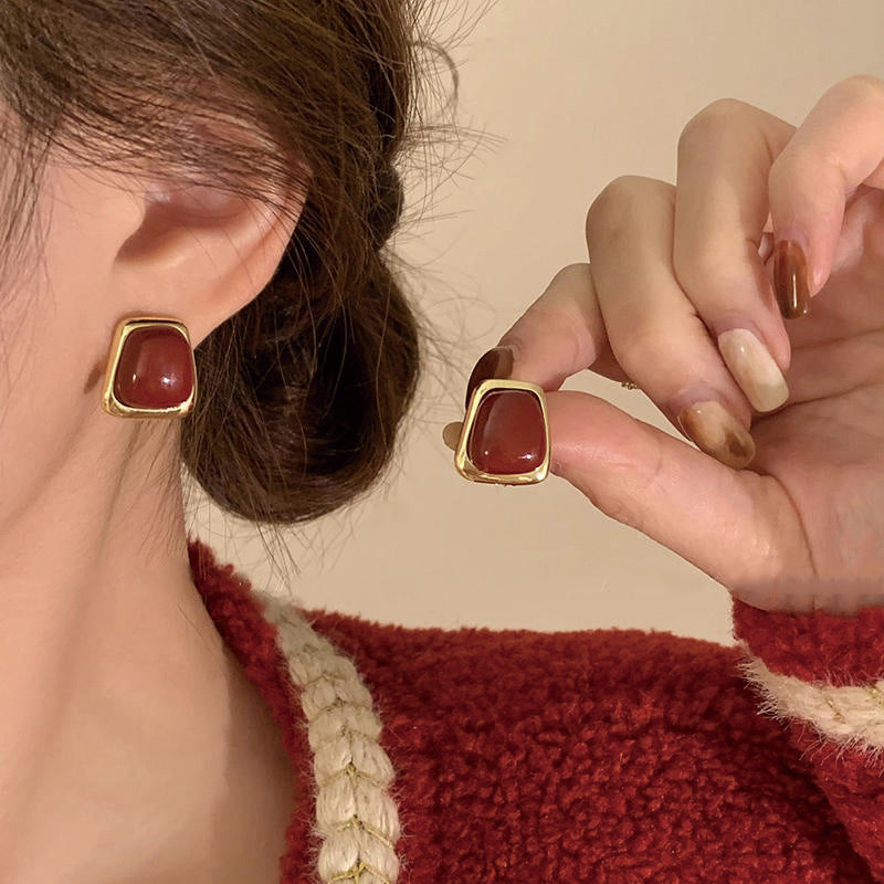 Elegant Earring for Every Occasion