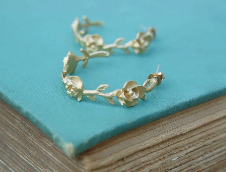 Vintage Handmade Earring