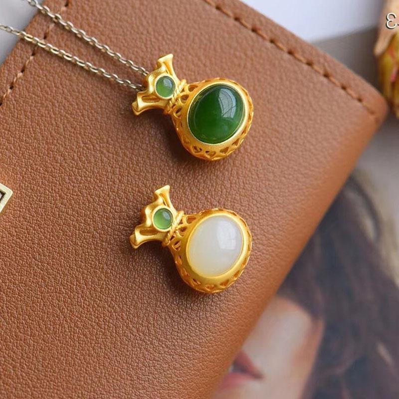 Stunning Gold Necklace for Daily Wear
