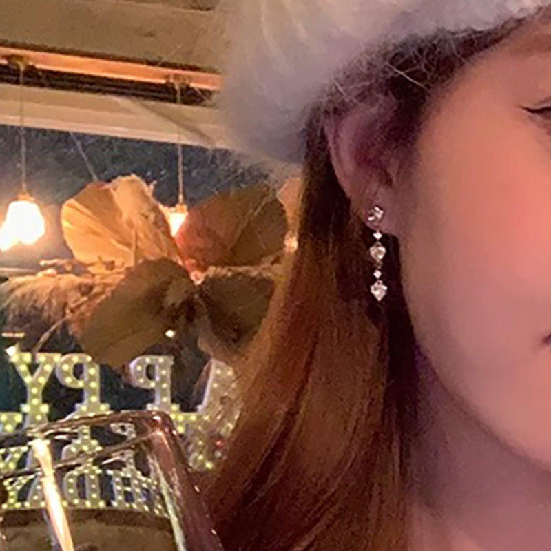 Romantic Earring for Special Moments