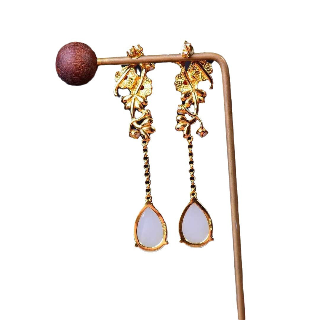 Beautiful Silver Earring with Unique Style