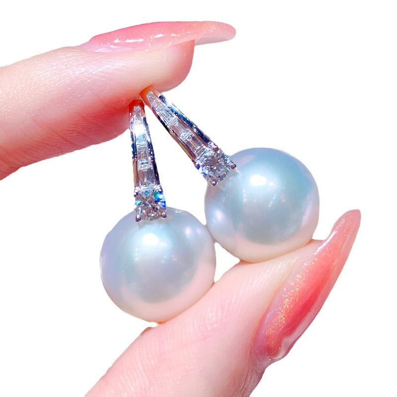 Stunning Pearl Earring for Daily Wear