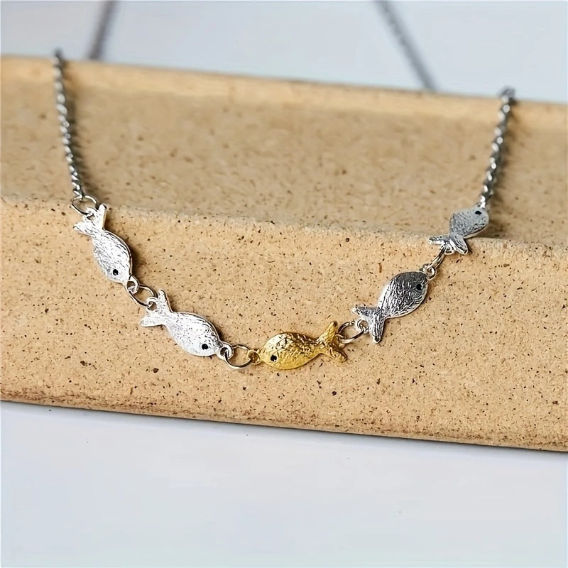 Romantic Gold Necklace for Special Moments