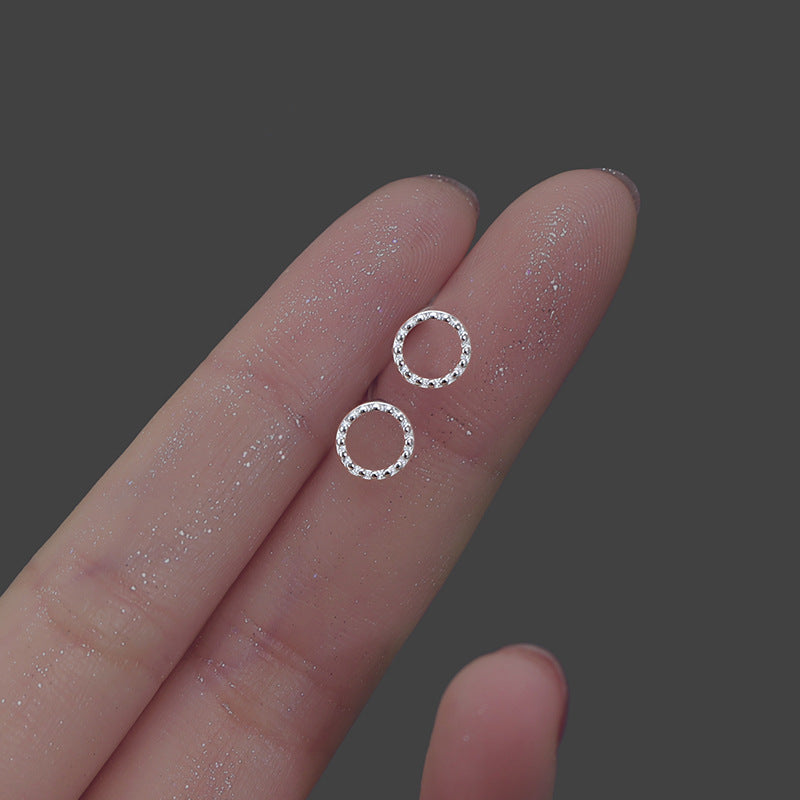 Charming Earring for Any Occasion
