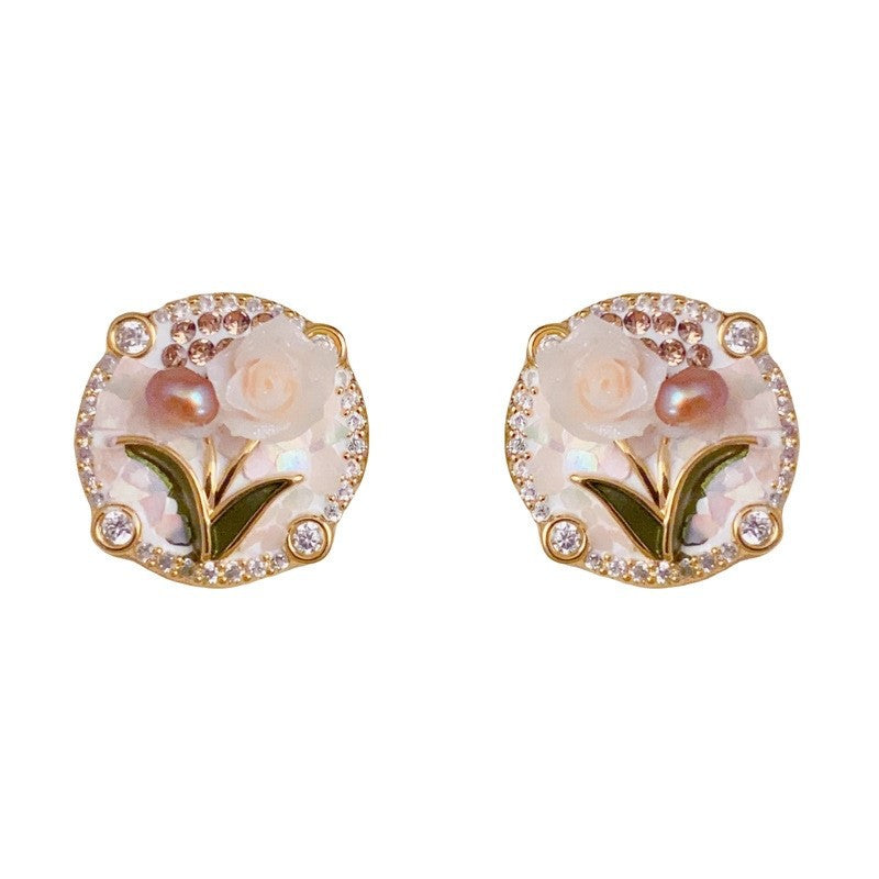 Beautiful Earring with Unique Style
