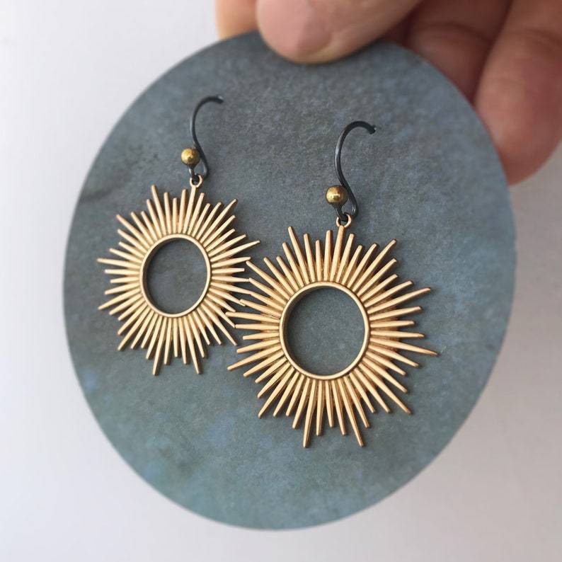 Romantic Earring for Special Moments