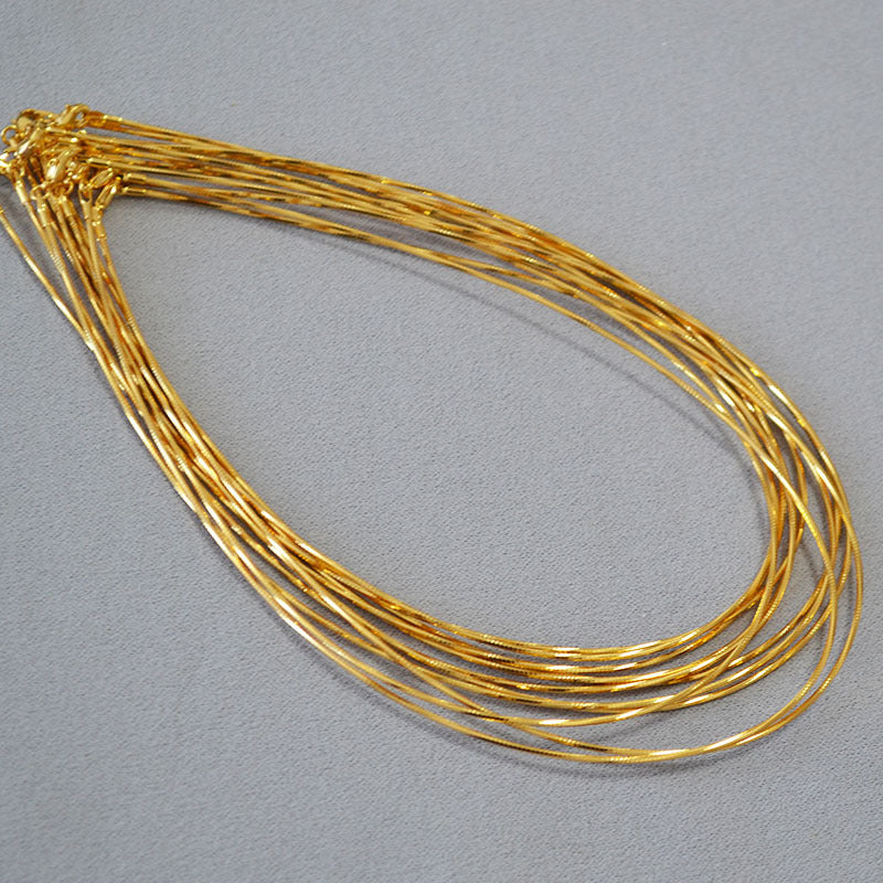 Stunning Gold Necklace for Daily Wear