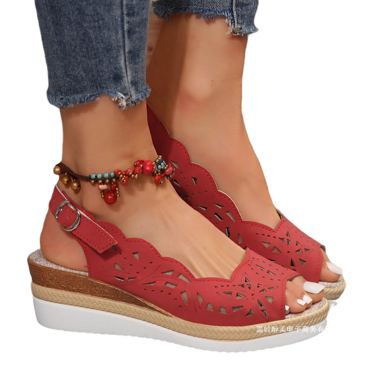 Graceful Orthopedic Sandals for Modern Look
