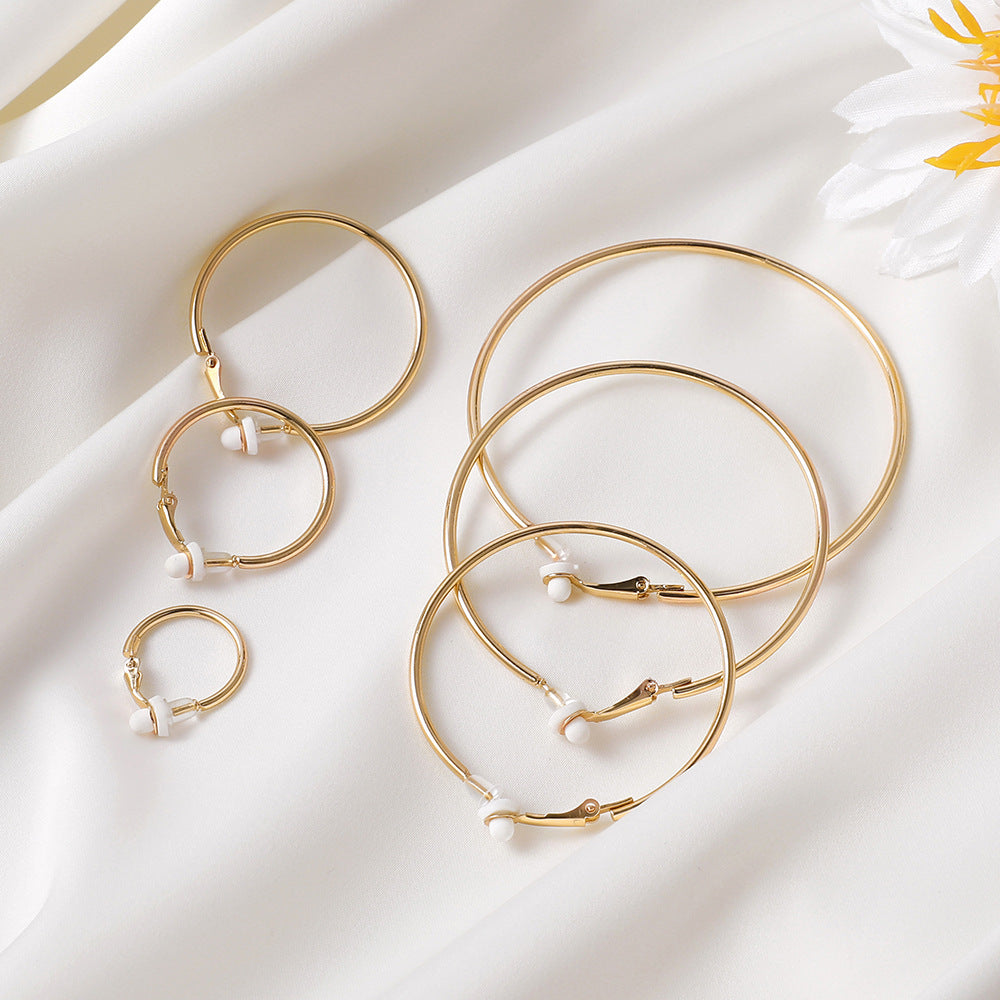 Beautiful Gold Set with Unique Style