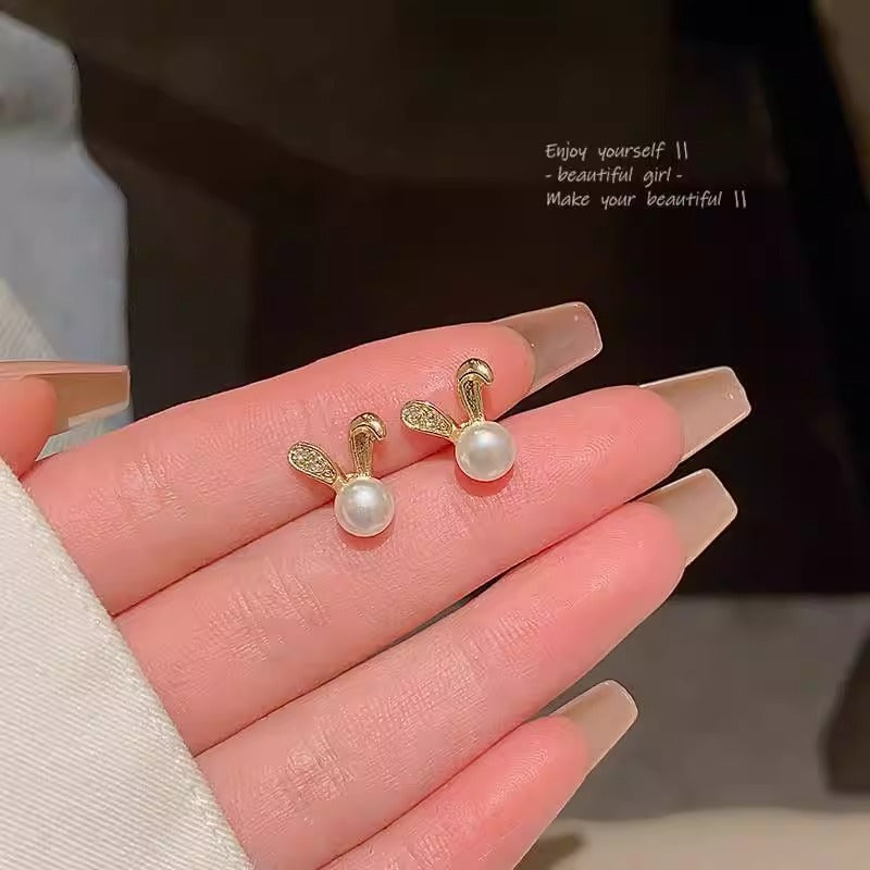 Delicate Artisan Pearl Earring