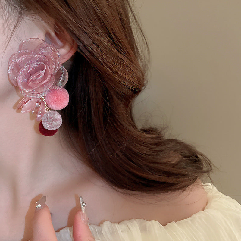 Classic Earring with Timeless Appeal