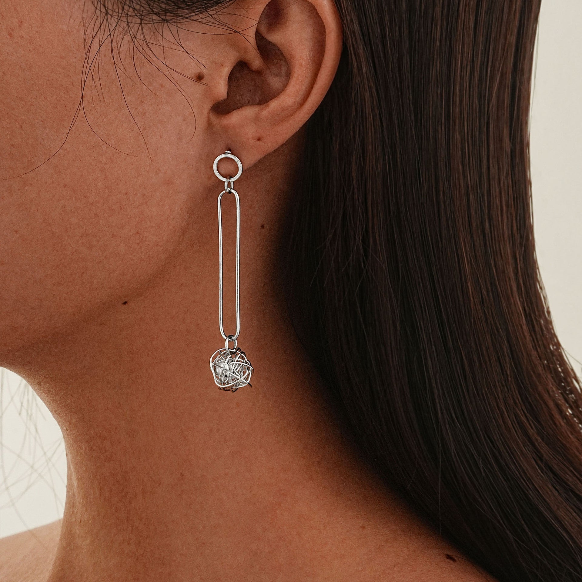 Classic Pearl Earring with Timeless Appeal