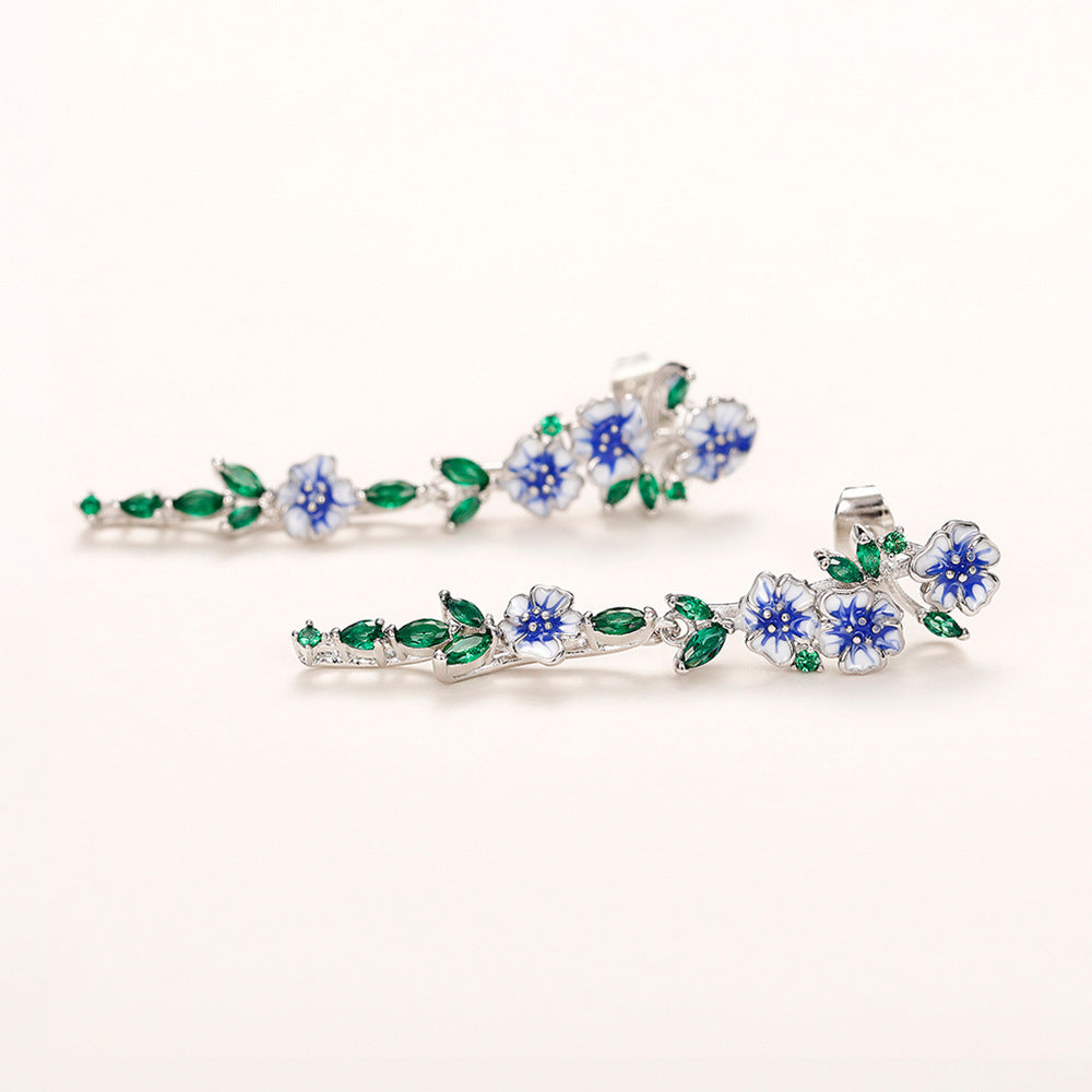 Classic Earring with Timeless Appeal