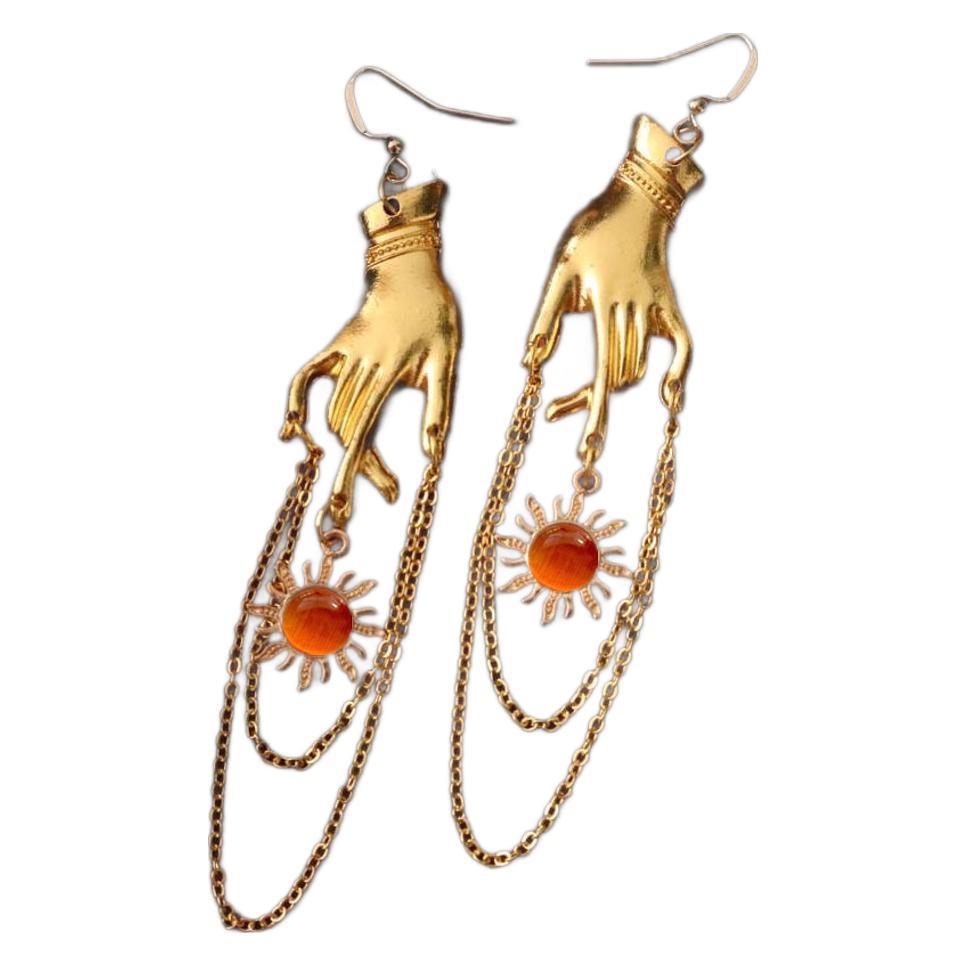 Beautiful Gold Earring with Unique Style