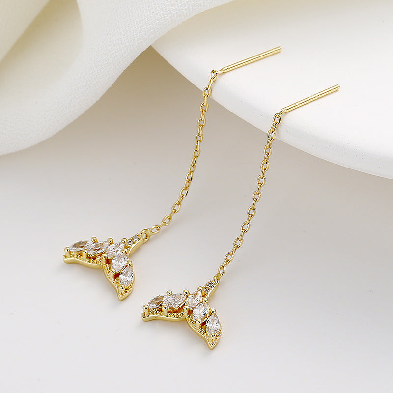 Charming Earring for Any Occasion