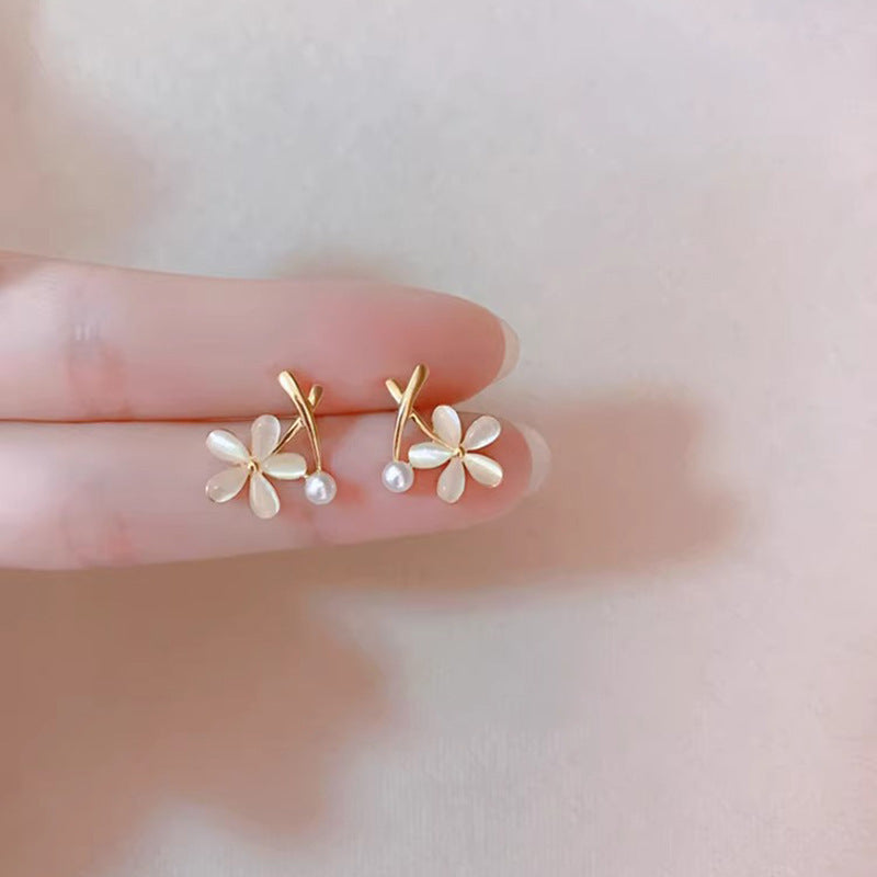 Elegant Pearl Earring for Every Occasion