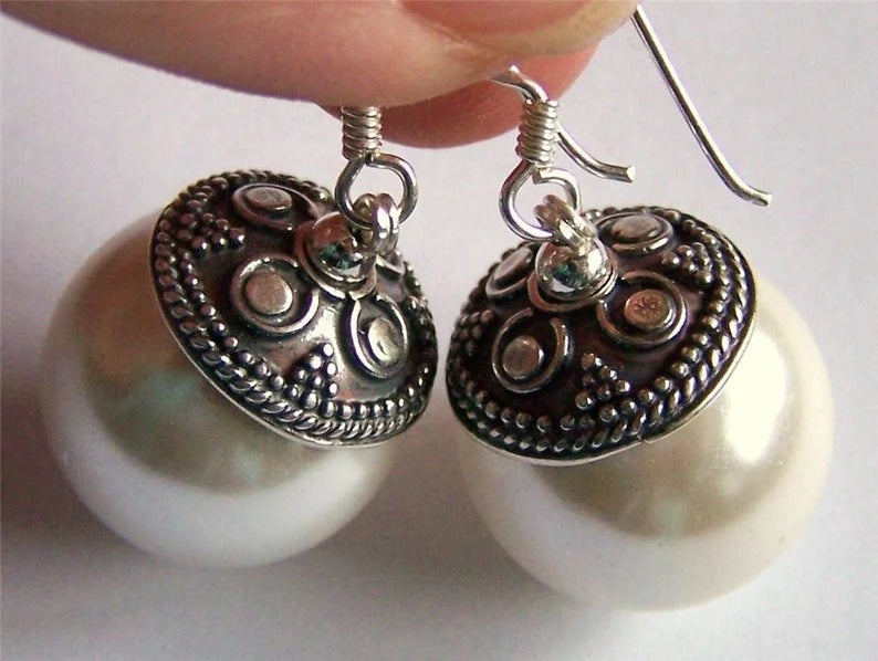 Stunning Pearl Earring for Daily Wear